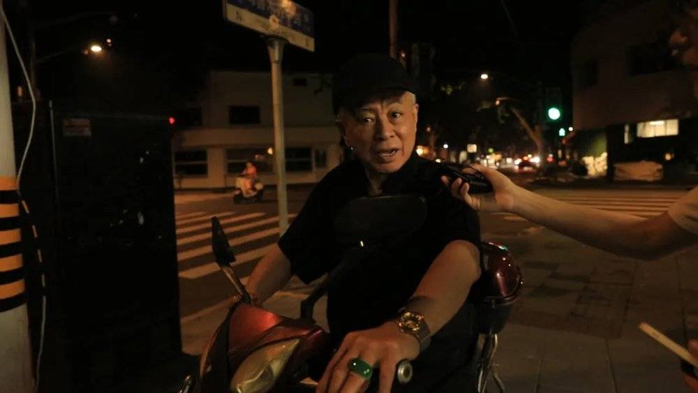 線上賭場：誰走進了深夜便利店？