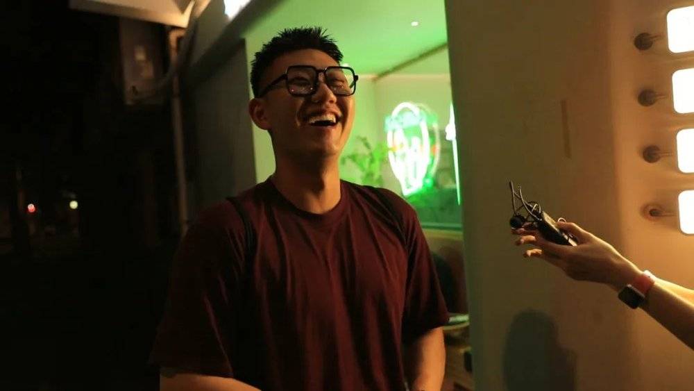 線上賭場：誰走進了深夜便利店？