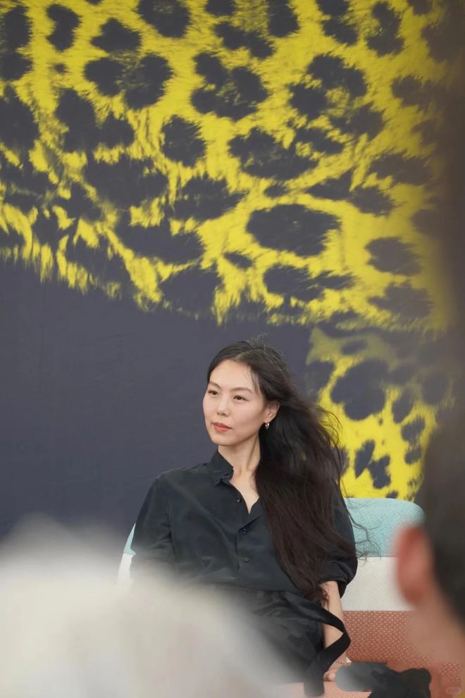 體育博彩：劉亦菲、湯唯美上熱搜，40嵗的她們比20嵗更好看