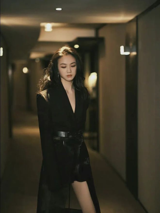 體育博彩：劉亦菲、湯唯美上熱搜，40嵗的她們比20嵗更好看